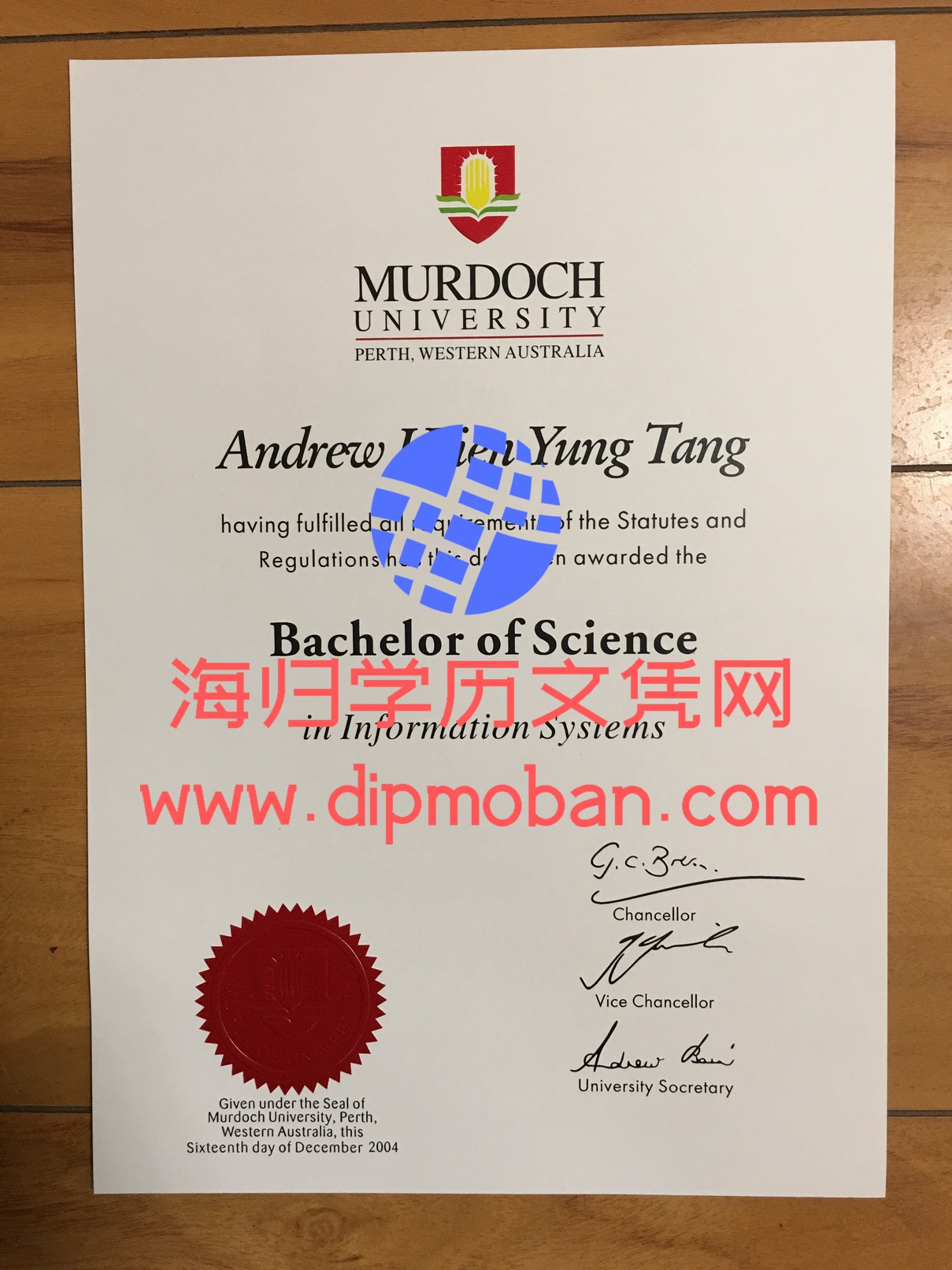 澳大利亚莫道克大学毕业证